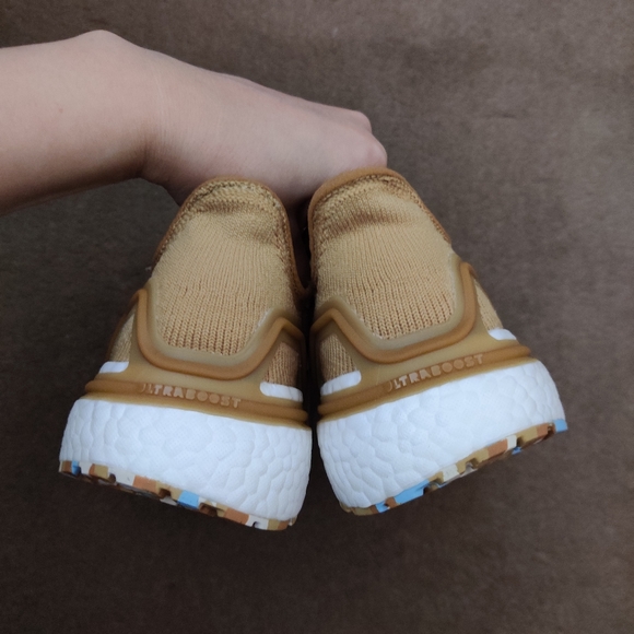Adidas X Universal Works ultraboost 19 - Picture 6 of 12